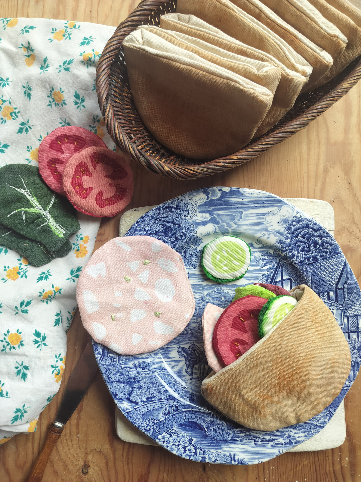 Fabric Pita Bread Play Set – 2 pcs – Handmade in Denmark
