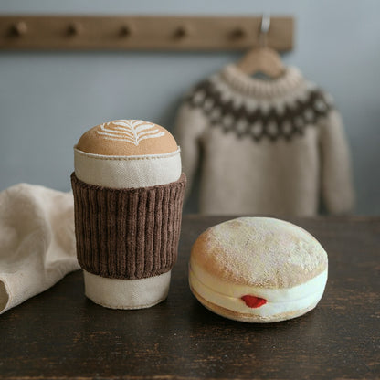 Plush Cappuccino To-Go – Handmade in Denmark (12 cm)