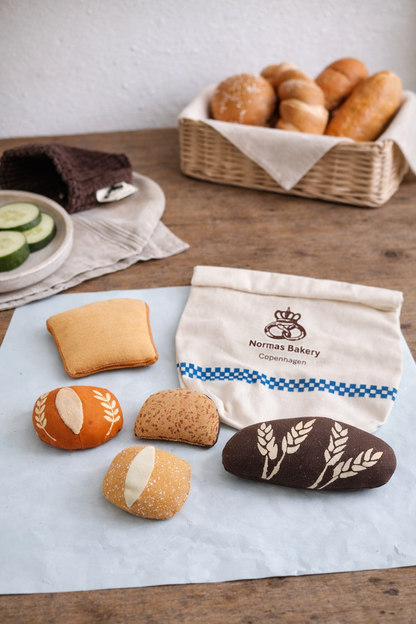 Artisan Play Bread Set – 5-Piece Handcrafted Bakery with Fabric Bag