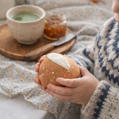 Crusty Bread Roll – (10 cm)